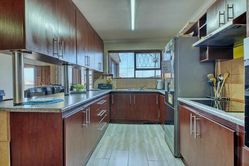 3 Bedroom Property for Sale in Booysens Park Eastern Cape